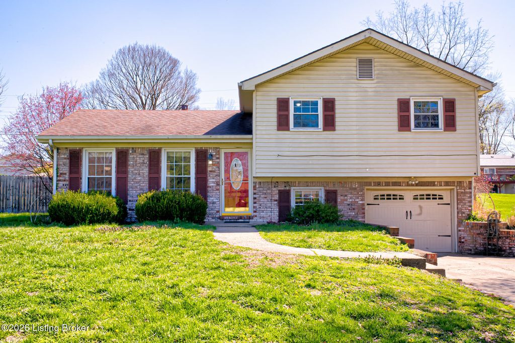 108 Gloria Dr, Shelbyville, KY 40065