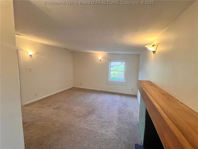 118 Oak Street, Dunbar, WV 25064