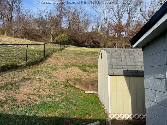 118 Oak Street, Dunbar, WV 25064