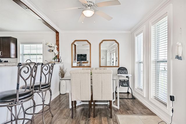 4622 Bayou Lane, Hitchcock, TX 77563