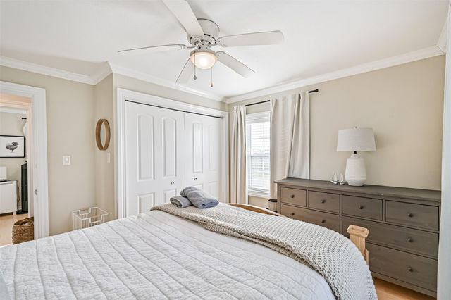 4622 Bayou Lane, Hitchcock, TX 77563