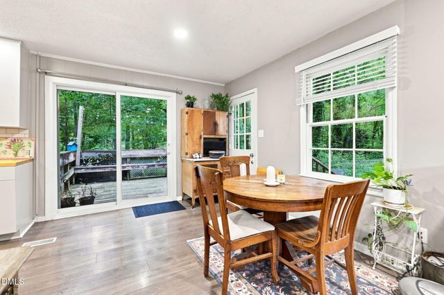 8718 Rollingwood Road, Chapel Hill, NC 27516