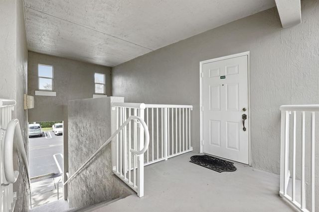 2019 Shoma Drive 178, Royal Palm Beach, FL 33414