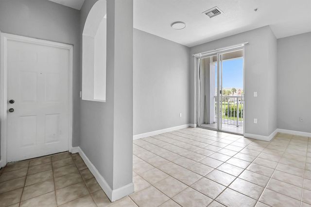 2019 Shoma Drive 178, Royal Palm Beach, FL 33414