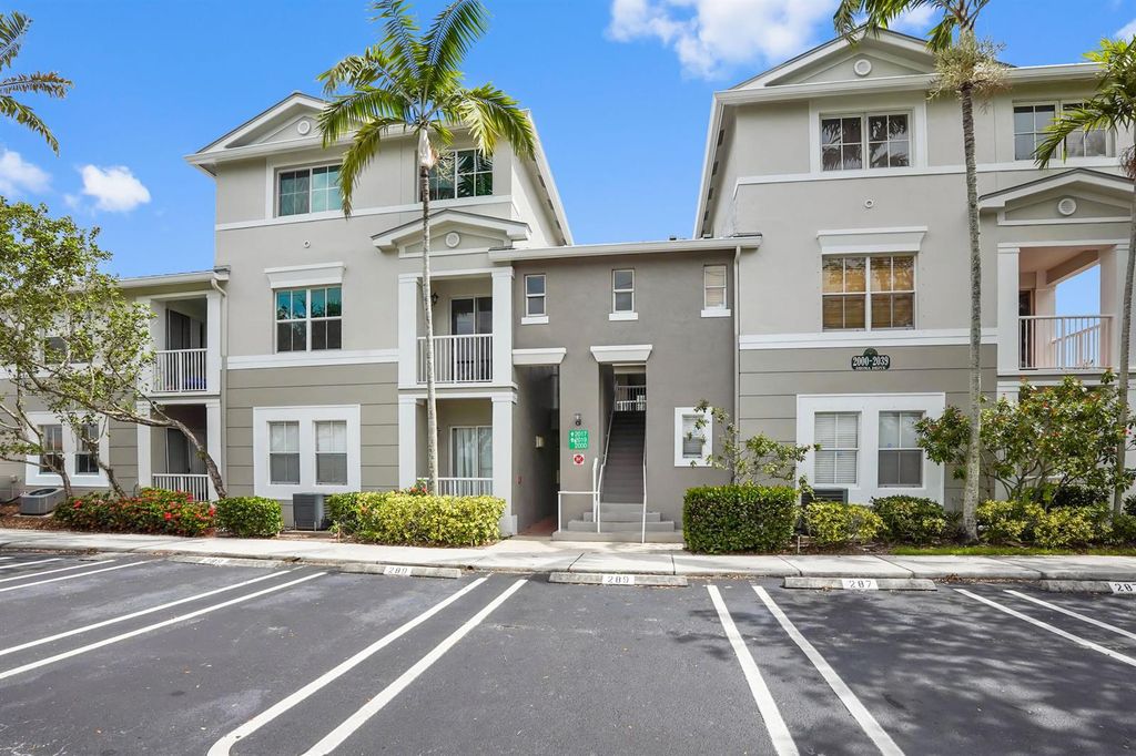 2019 Shoma Drive 178, Royal Palm Beach, FL 33414