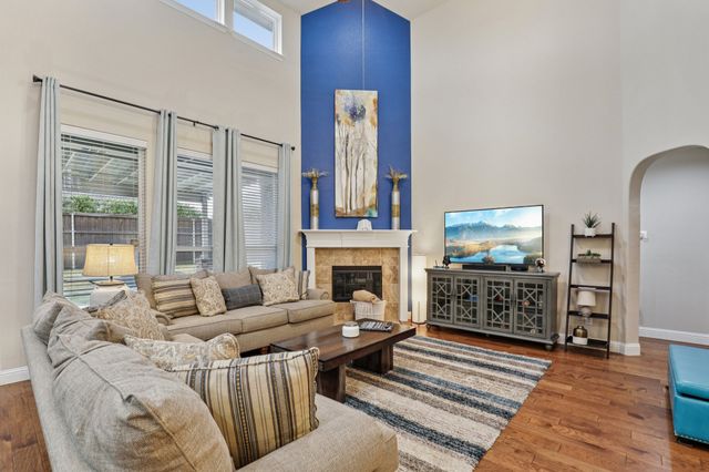 2217 Gulfstream Drive, Little Elm, TX 75068