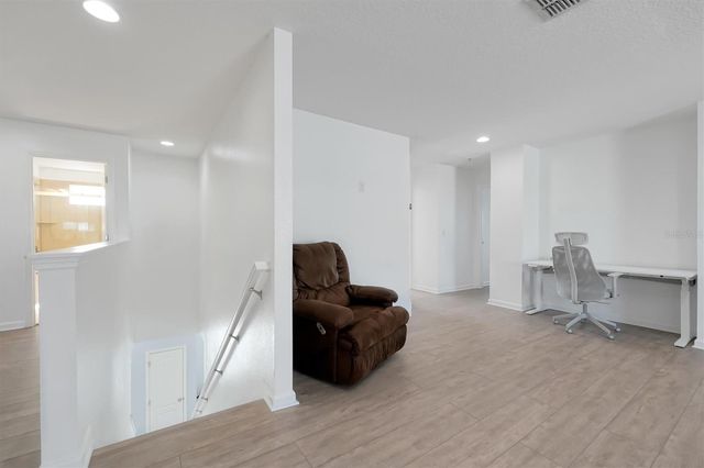 17094 GATHERING PLACE CIRCLE, Clermont, FL 34711