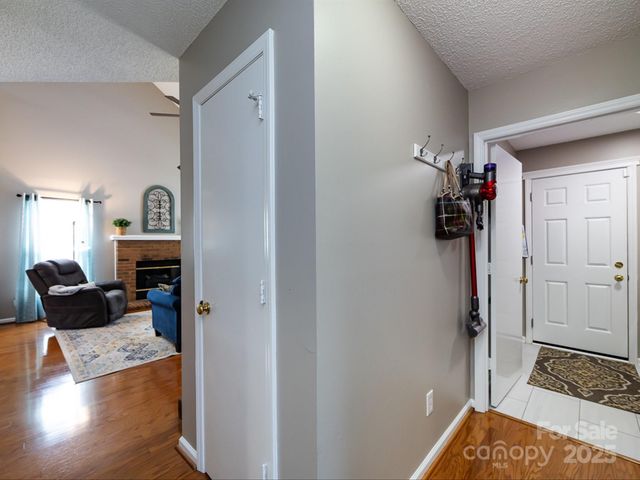14025 Pytchley Lane, Charlotte, NC 28273