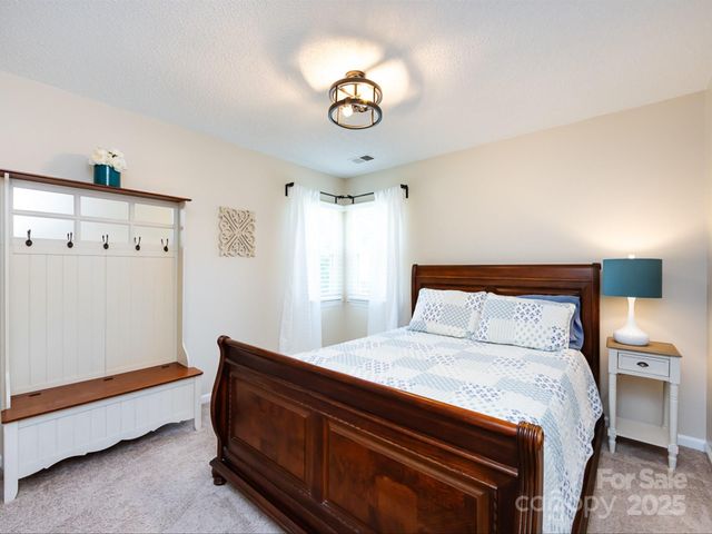 14025 Pytchley Lane, Charlotte, NC 28273
