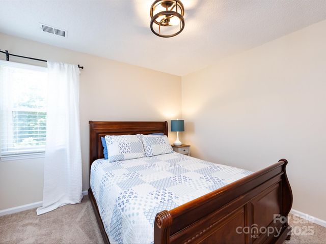 14025 Pytchley Lane, Charlotte, NC 28273