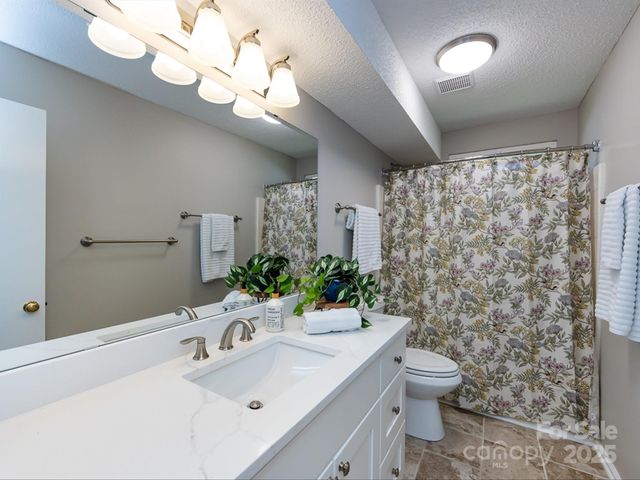 14025 Pytchley Lane, Charlotte, NC 28273
