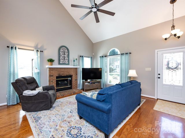 14025 Pytchley Lane, Charlotte, NC 28273