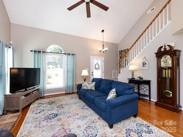14025 Pytchley Lane, Charlotte, NC 28273