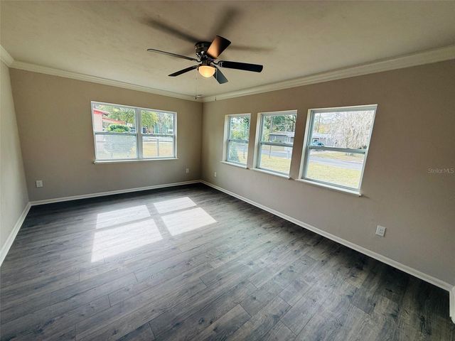 2403 NE 11TH STREET, Gainesville, FL 32609