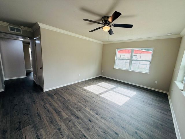 2403 NE 11TH STREET, Gainesville, FL 32609