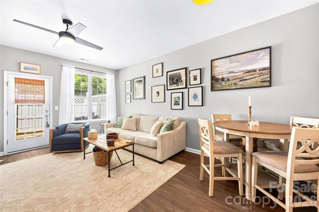 8456 Chaceview Court, Charlotte, NC 28269