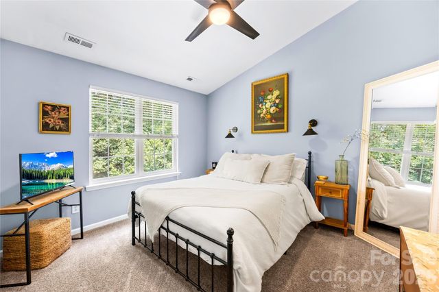 8456 Chaceview Court, Charlotte, NC 28269