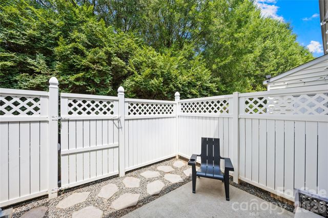 8456 Chaceview Court, Charlotte, NC 28269