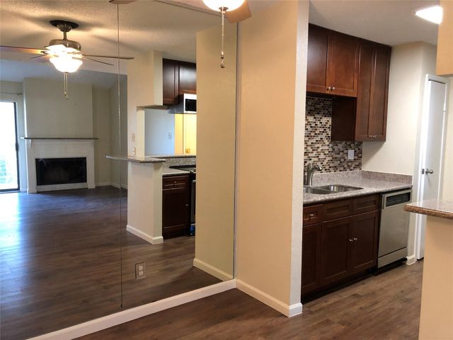 10053 Westpark Drive 324, Houston, TX 77042