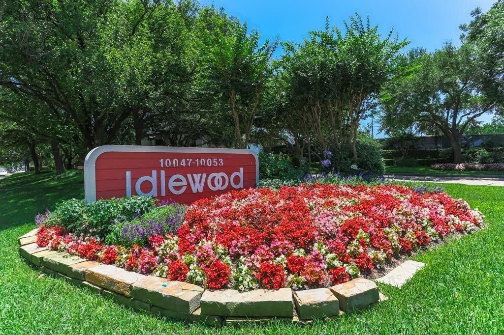 10053 Westpark Drive 324, Houston, TX 77042