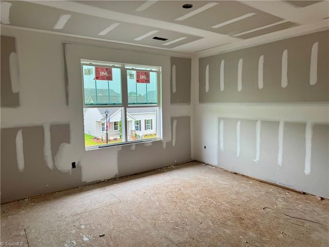 1715 Creekline Drive, Kernersville, NC 27284