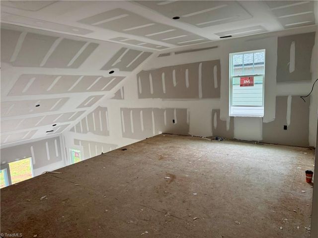1715 Creekline Drive, Kernersville, NC 27284