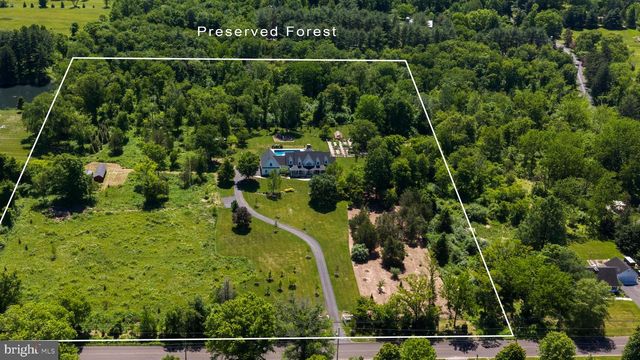 6230 SAW MILL RD, New Hope, PA 18938