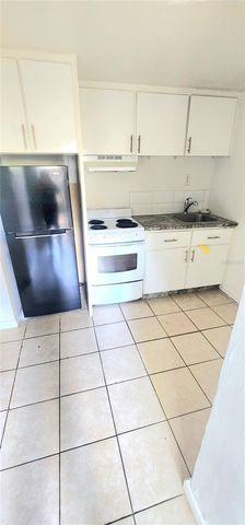 301 SE AVENUE B 2, Winter Haven, FL 33880
