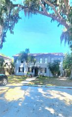 301 SE AVENUE B 2, Winter Haven, FL 33880