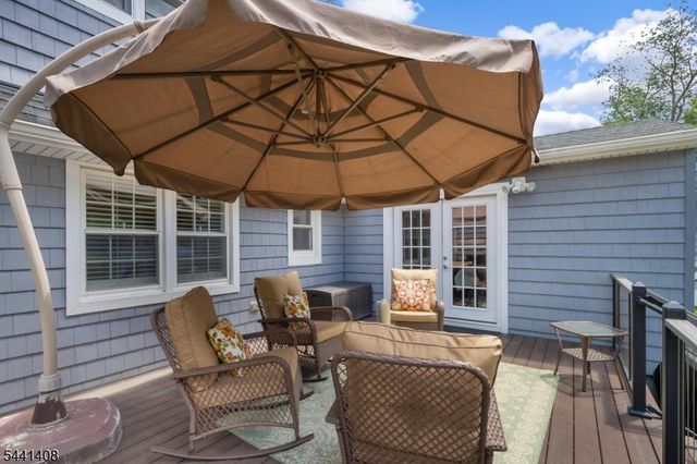 134 Marion Ct, Pompton Lakes Boro, NJ 07442
