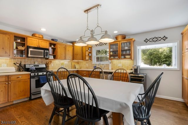 134 Marion Ct, Pompton Lakes Boro, NJ 07442