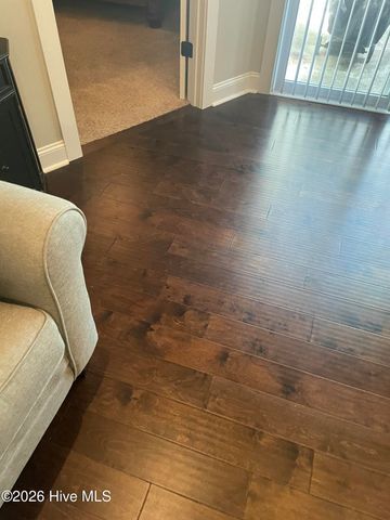 1823 Fox Den Way 2, Greenville, NC 27858