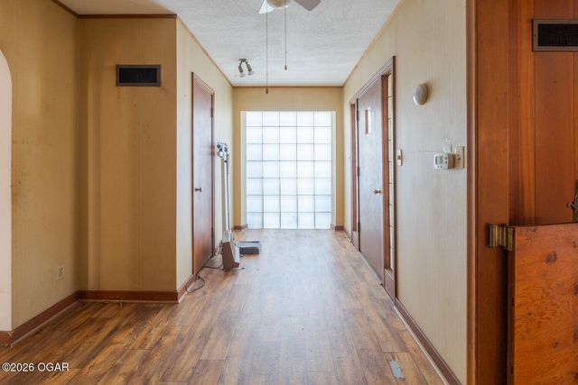 830 W Elm Street, Columbus, KS 66725