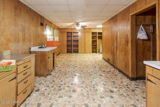 830 W Elm Street, Columbus, KS 66725