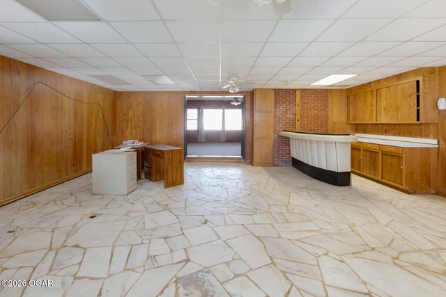 830 W Elm Street, Columbus, KS 66725