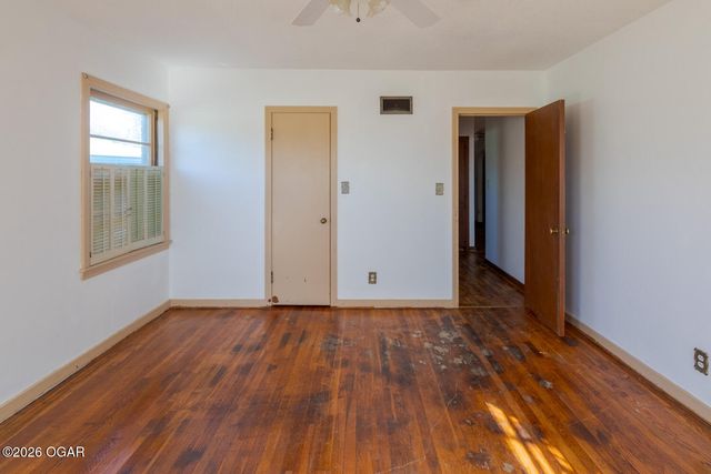 830 W Elm Street, Columbus, KS 66725