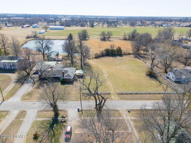 830 W Elm Street, Columbus, KS 66725