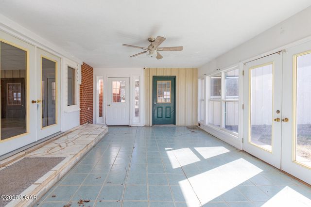 830 W Elm Street, Columbus, KS 66725