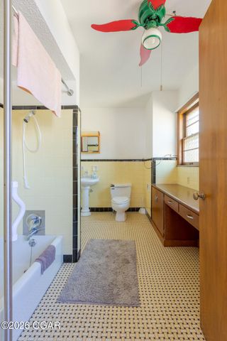 830 W Elm Street, Columbus, KS 66725