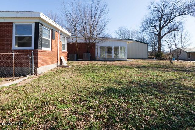 830 W Elm Street, Columbus, KS 66725