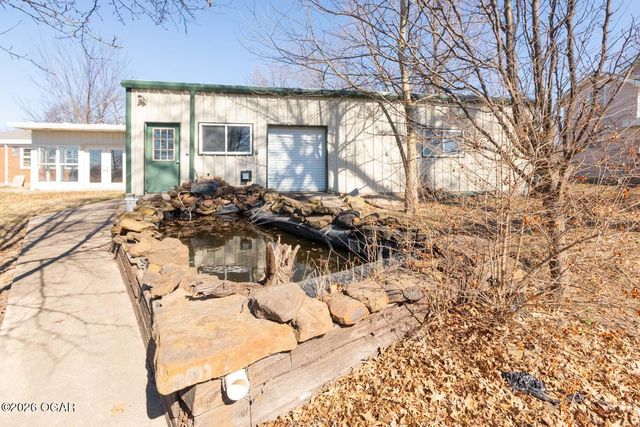 830 W Elm Street, Columbus, KS 66725