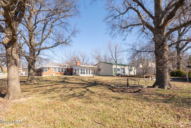 830 W Elm Street, Columbus, KS 66725