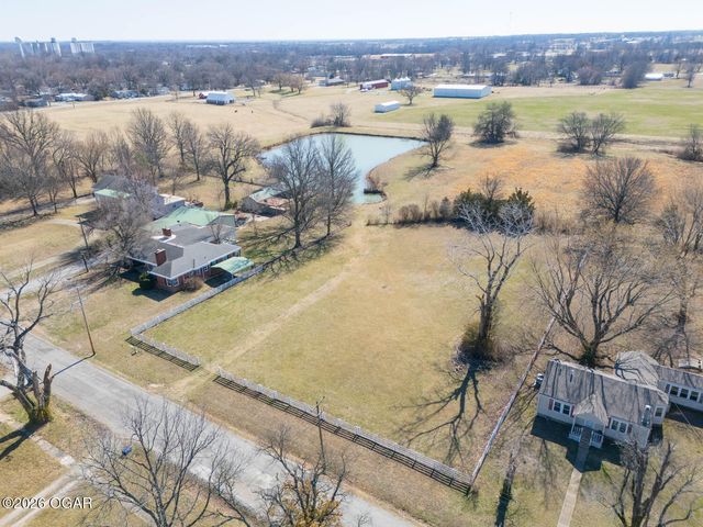 830 W Elm Street, Columbus, KS 66725