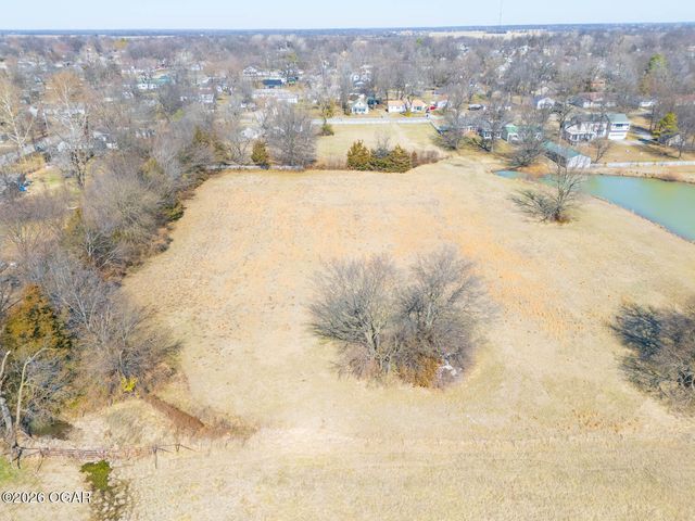 830 W Elm Street, Columbus, KS 66725