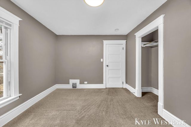 1340 Manwaring Place SE, Grand Rapids, MI 49507