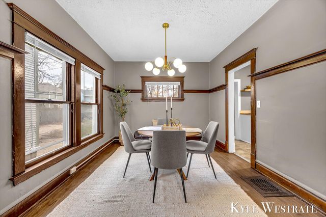 1340 Manwaring Place SE, Grand Rapids, MI 49507