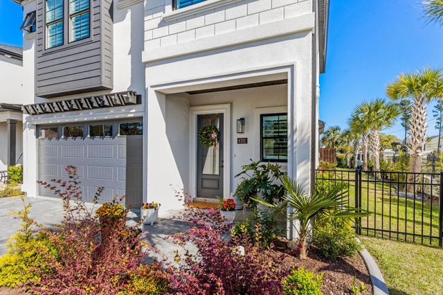 6702 Ocean Breeze Loop, Myrtle Beach, SC 29572