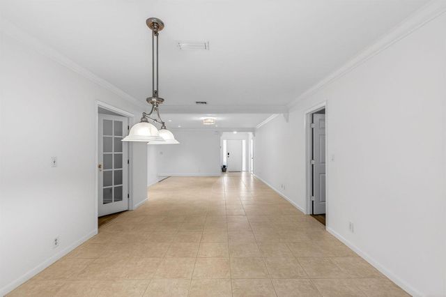 201 Del Rio Boulevard, Boca Raton, FL 33432