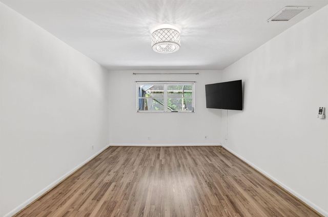 201 Del Rio Boulevard, Boca Raton, FL 33432