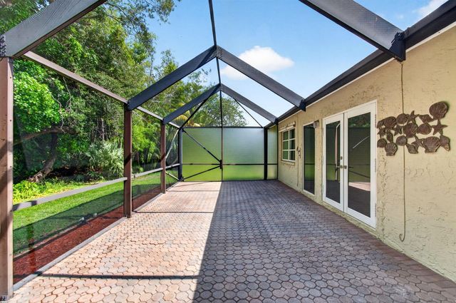 201 Del Rio Boulevard, Boca Raton, FL 33432